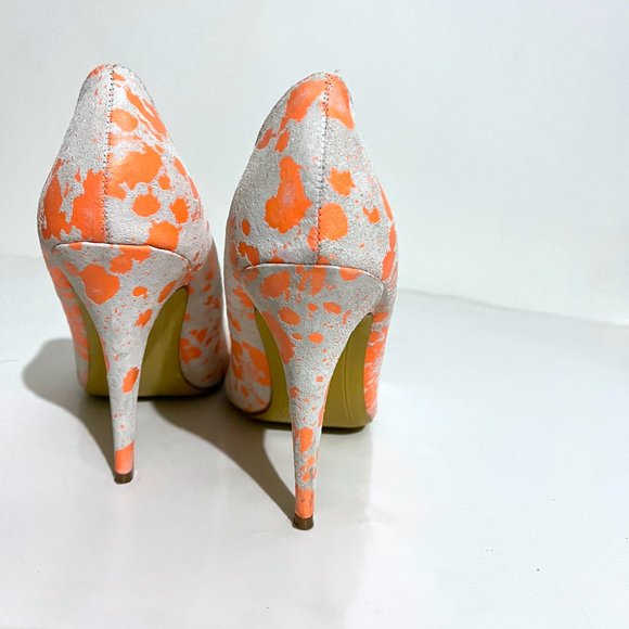 Kelsi Dagger Lillian Paint Splatter Pumps - Picture 13 of 17